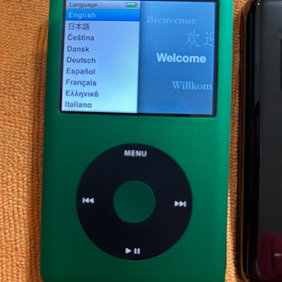 Apple iPod classic 7th generation 160gb - Picture 2 of 3